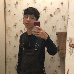 Meet your Posher, Carlos